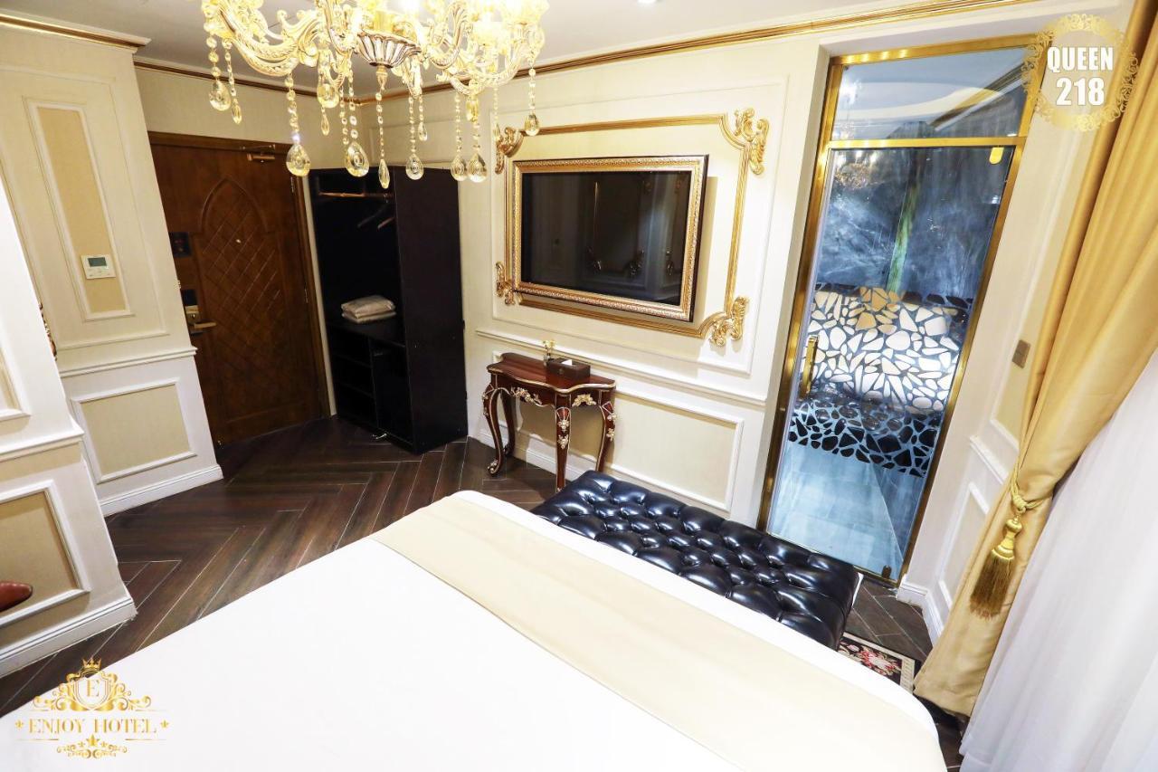 Enjoy Hotel 5A Ho Chi Minh City Exterior photo