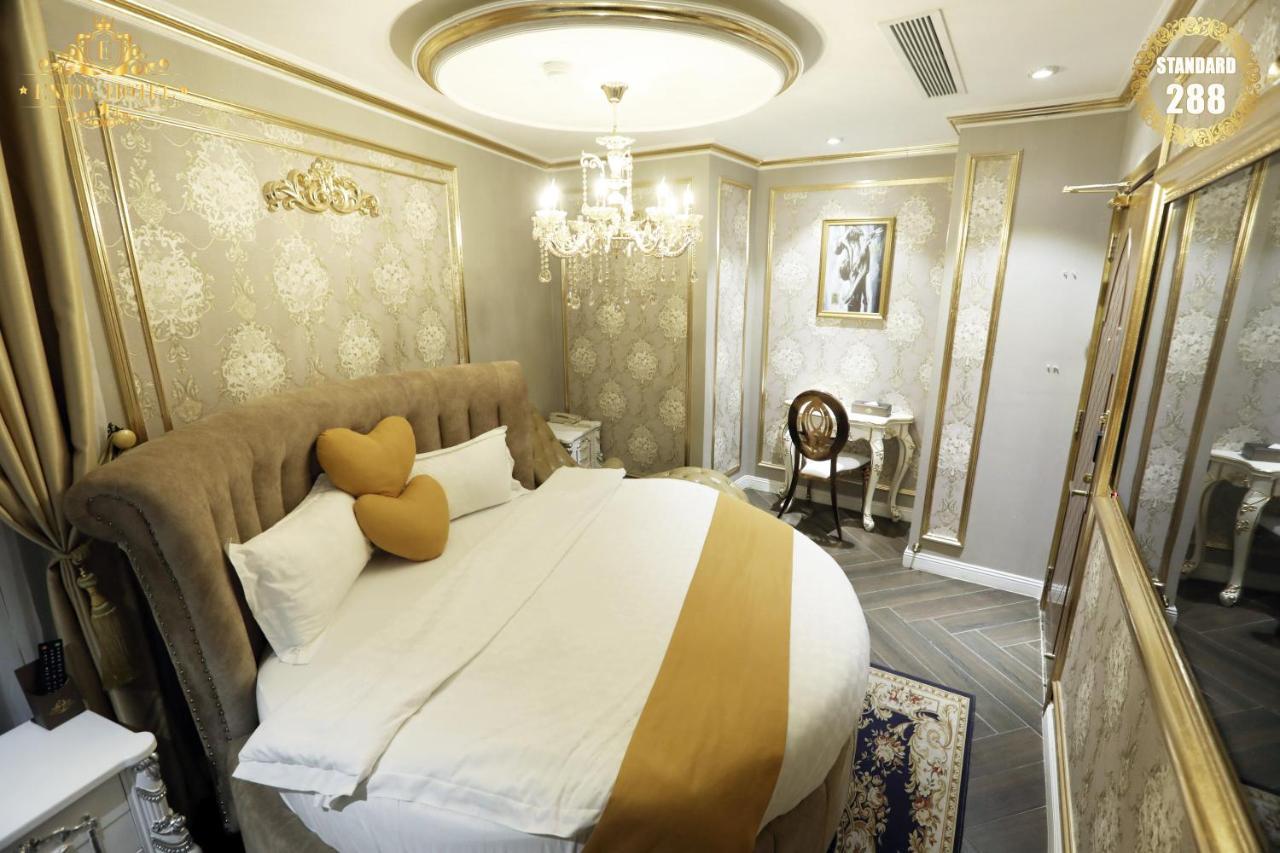 Enjoy Hotel 5A Ho Chi Minh City Exterior photo
