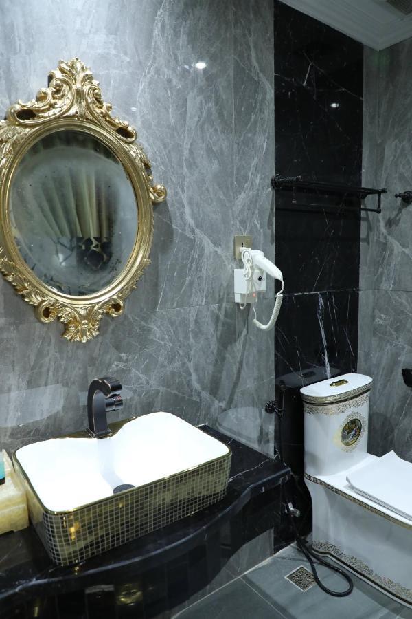 Enjoy Hotel 5A Ho Chi Minh City Exterior photo